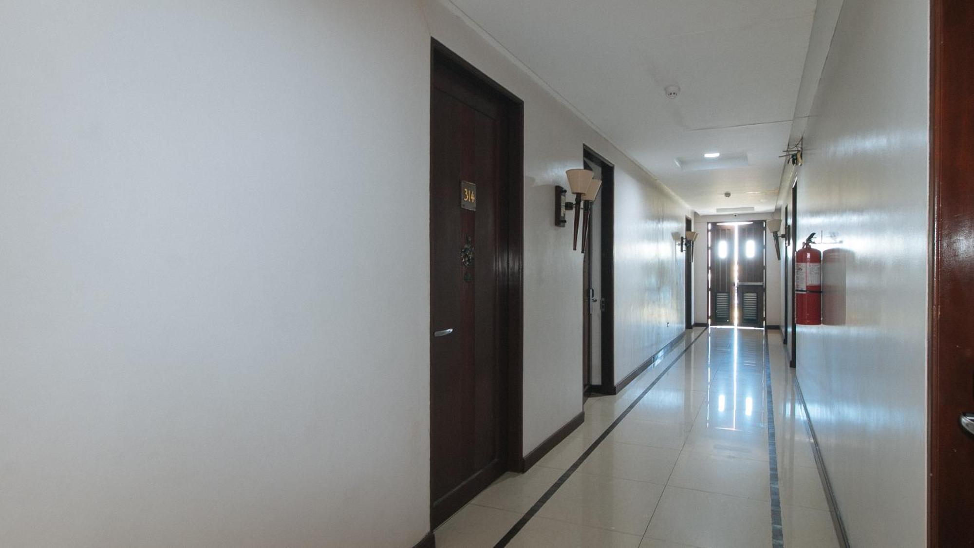 Bliss Hotel San Fernando Pampanga City Eksteriør billede