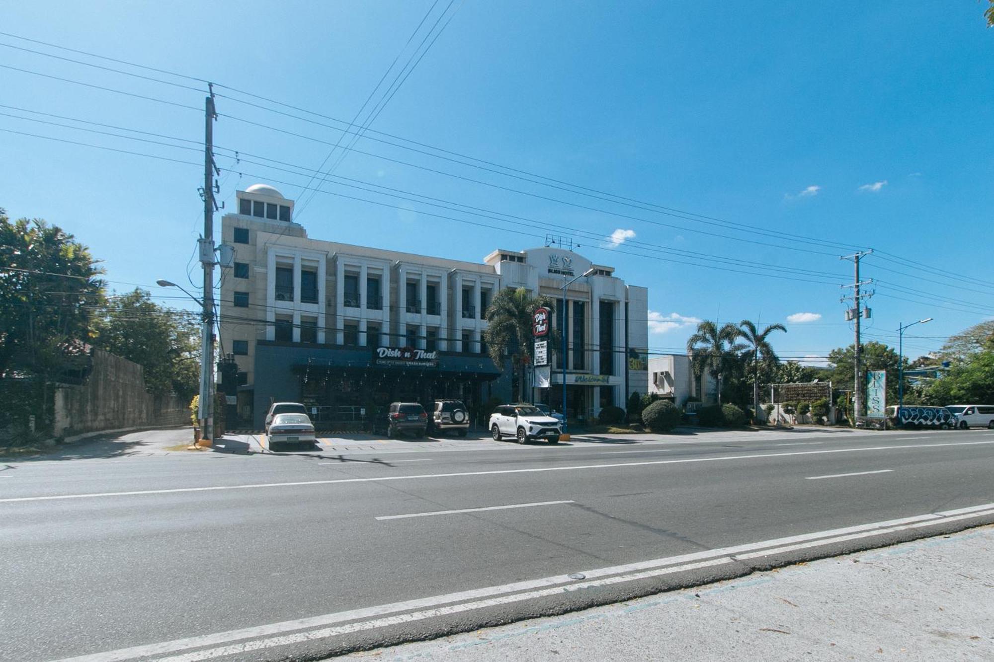 Bliss Hotel San Fernando Pampanga City Eksteriør billede